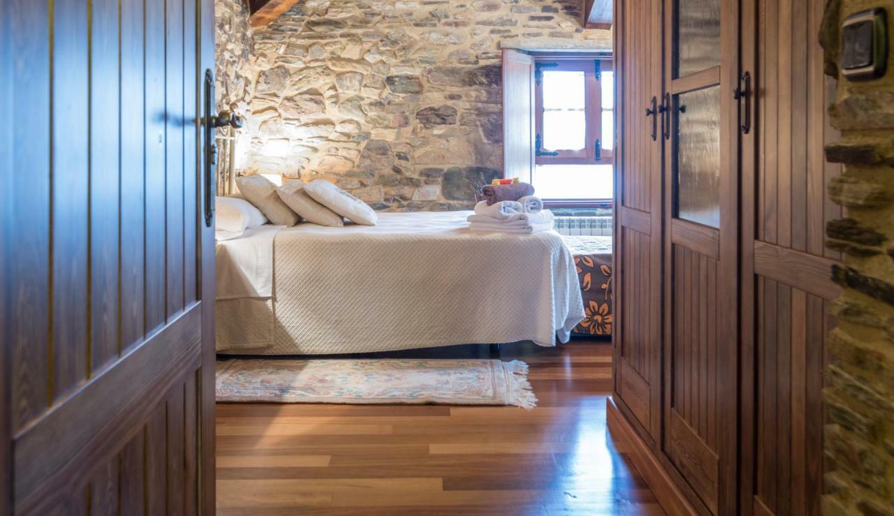 Casa Do Morcego Guest House Valdovino Exterior photo